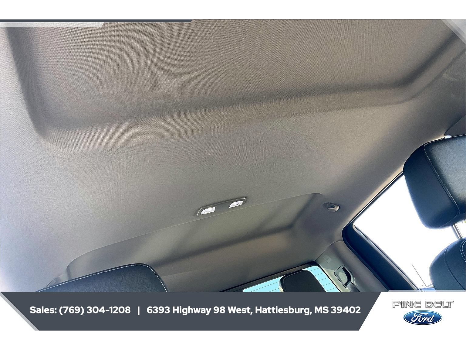 Used 2019 Chevrolet Silverado 1500 LT Trail Boss AWD/4WD image 17
