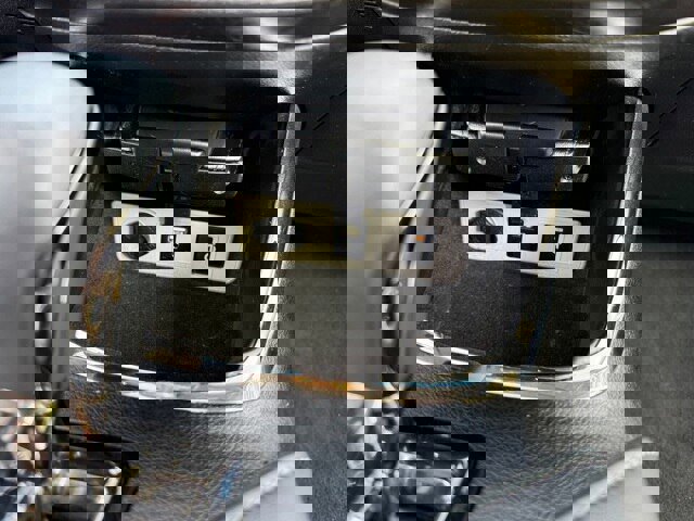 Used 2018 Toyota Avalon Limited image 31