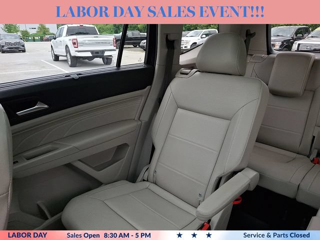 Used 2022 Volkswagen Atlas SEL AWD/4WD image 18