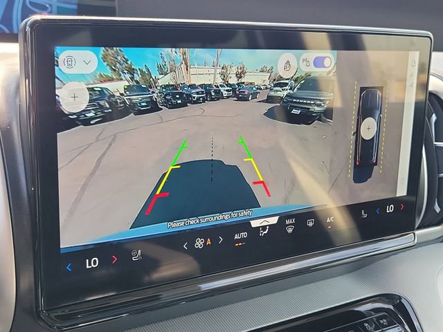 Certified 2025 Ford Expedition Active image 16