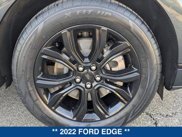 Certified 2022 Ford Edge SE w/ Black Appearance Package AWD/4WD image 9