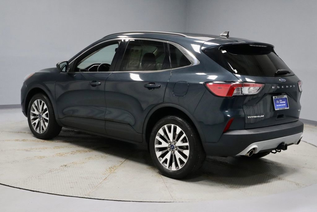 Certified 2022 Ford Escape Titanium w/ Class II Trailer Tow Package AWD/4WD image 10