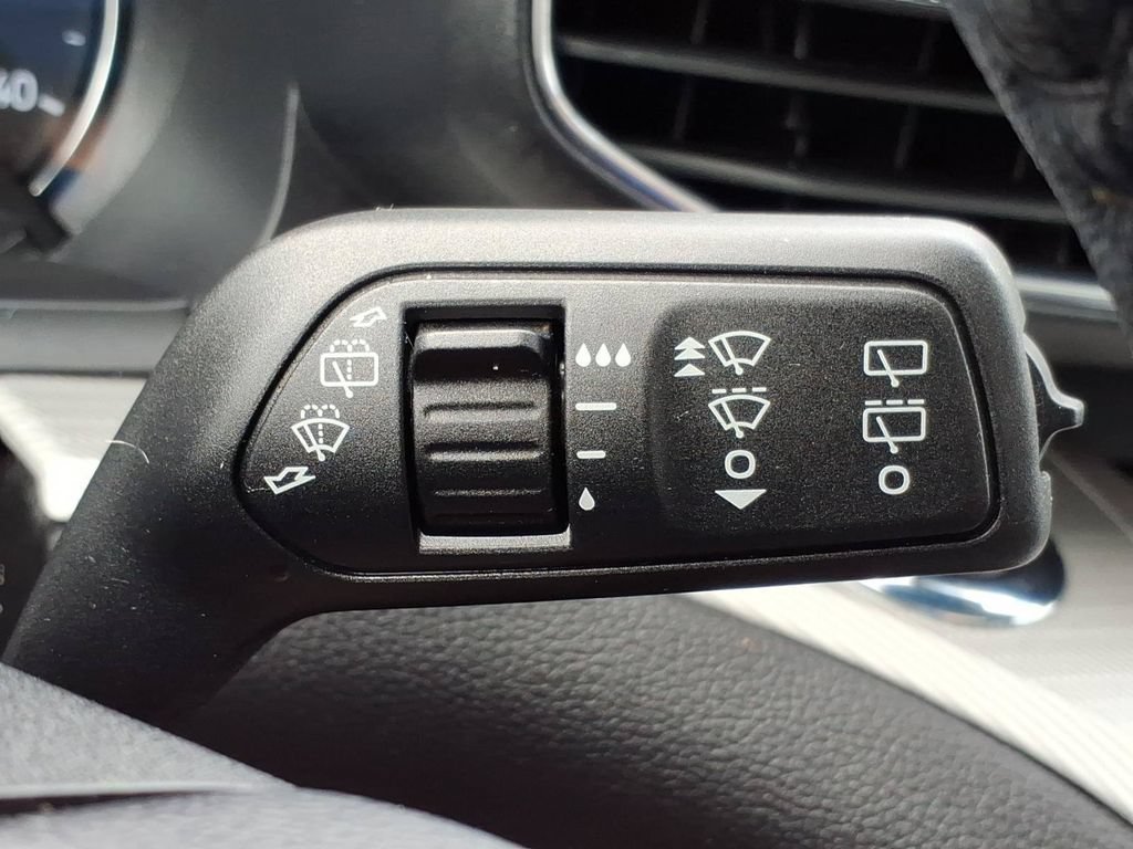 Certified 2023 Ford Explorer XLT w/ Equipment Group 202A AWD/4WD image 28