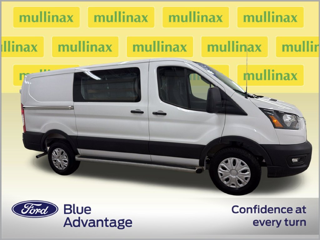 Certified 2025 Ford Transit 250 Low Roof w/ Exterior Upgrade Package RWD image 2