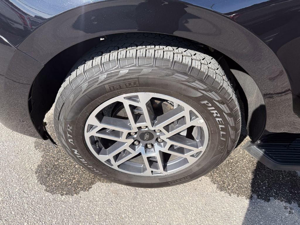 Certified 2025 Ford Expedition Active image 32