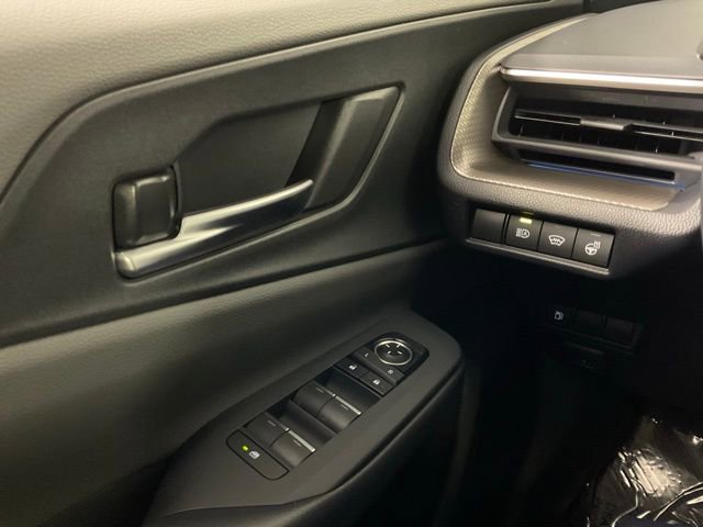 Used 2024 Toyota Prius XLE image 19