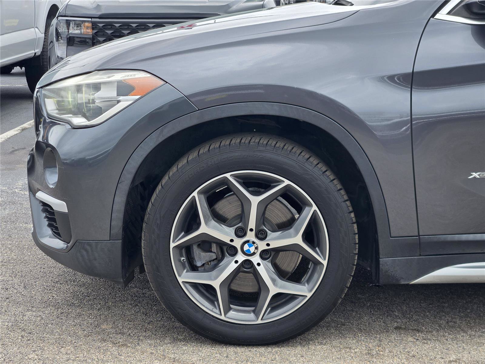 Used 2017 BMW X1 xDrive28i AWD/4WD image 9
