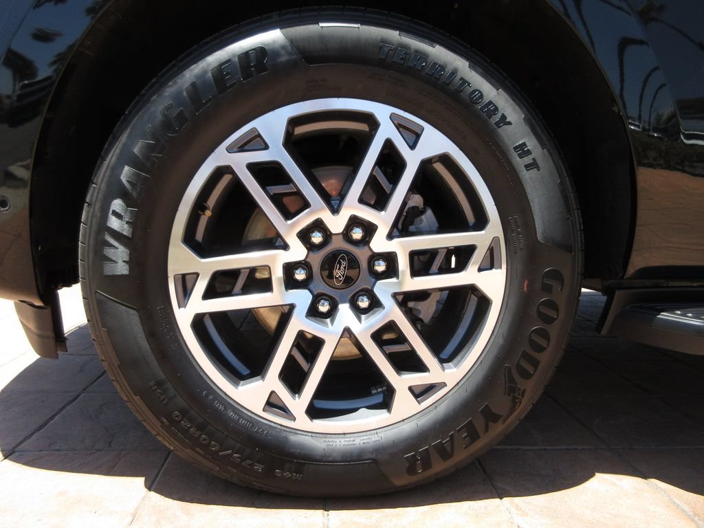 Certified 2025 Ford Expedition Max Active RWD image 8