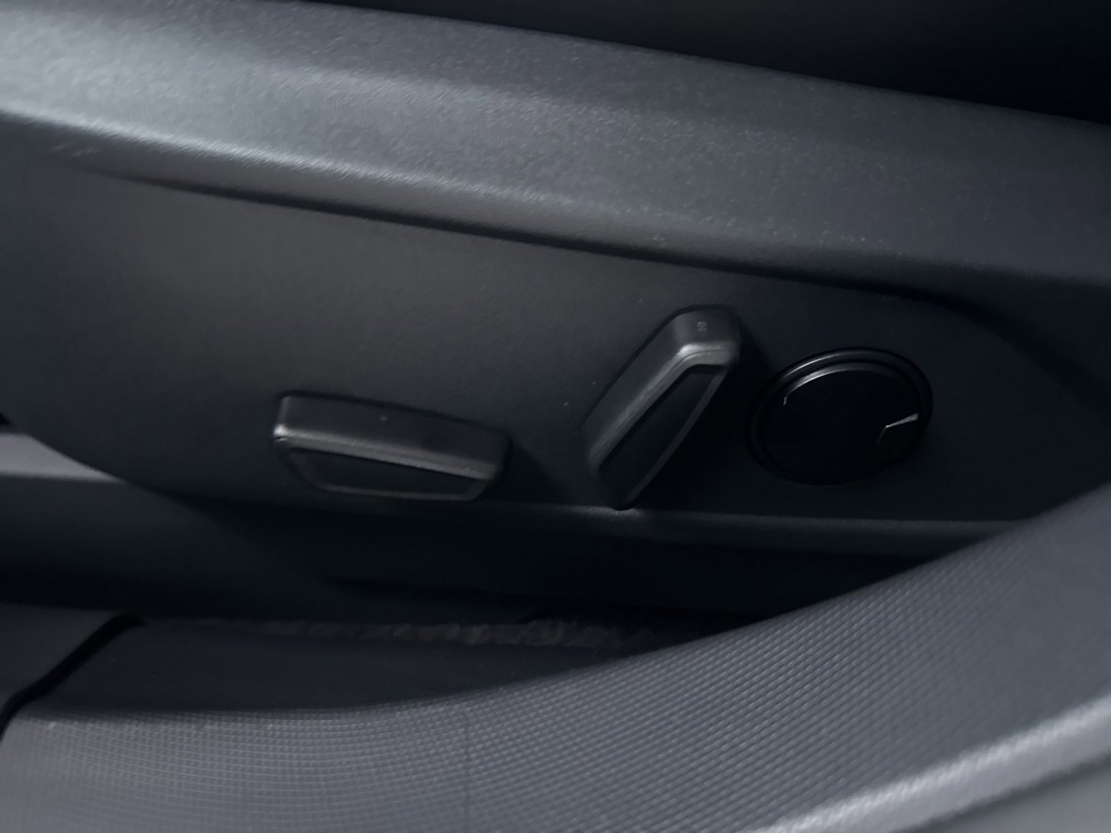 Certified 2025 Ford Mustang Mach-E Select w/ Comfort Package Lite image 22