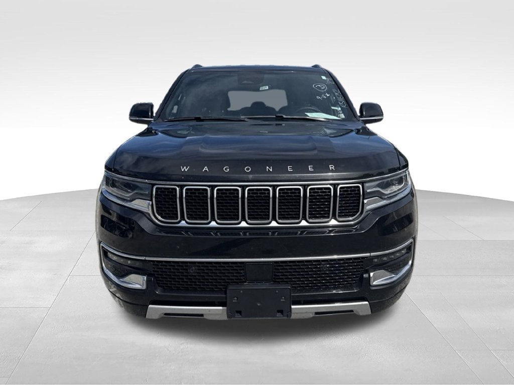 Used 2024 Jeep Wagoneer L Series II RWD image 2