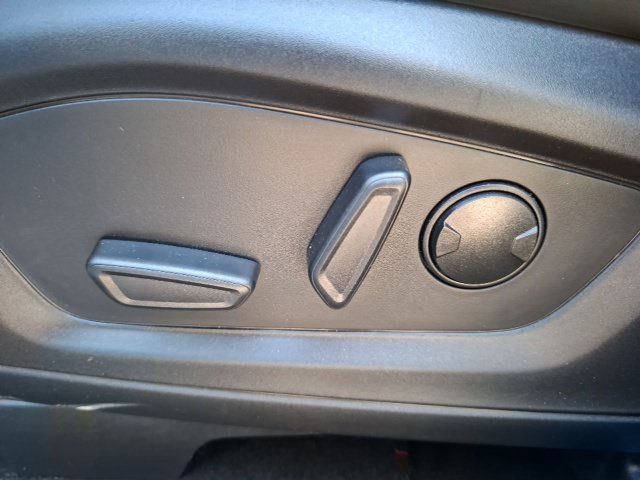 Certified 2025 Ford Explorer Active w/ Active Comfort Package RWD image 16