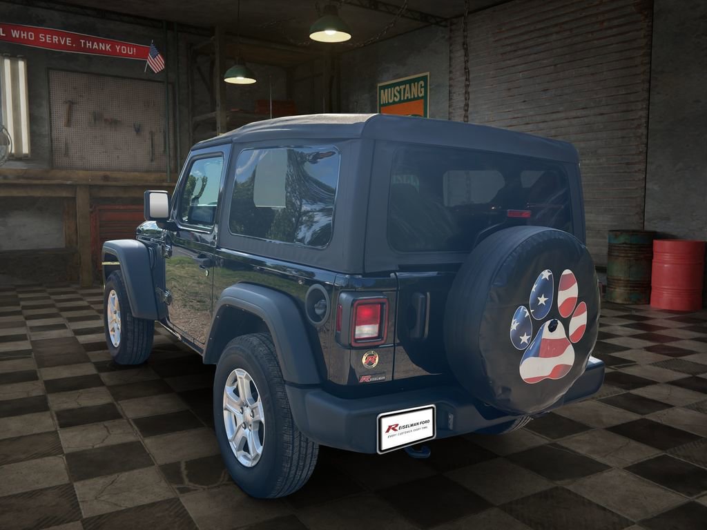 Used 2022 Jeep Wrangler Sport S image 4