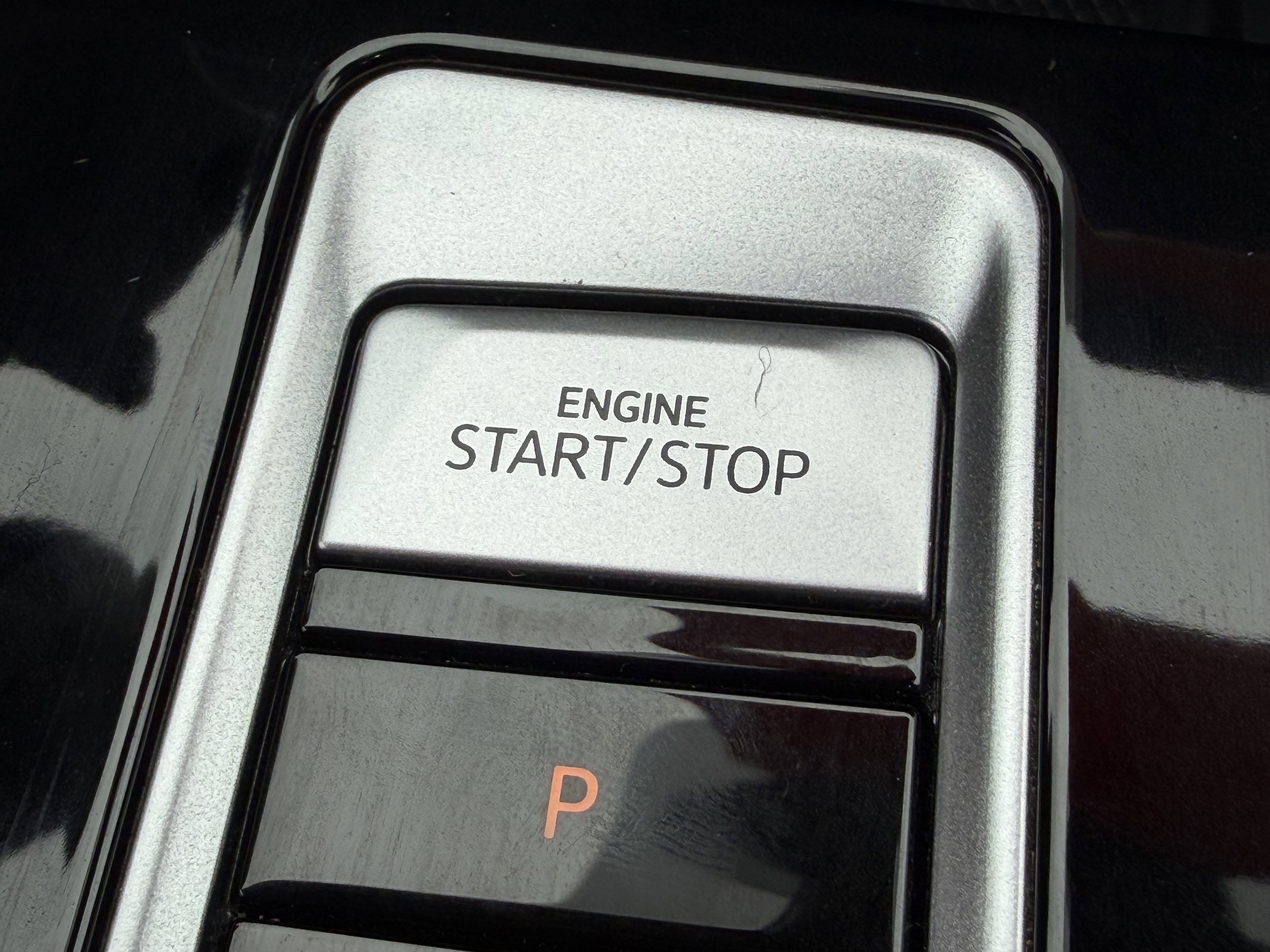 Used 2024 Volkswagen Atlas SE FWD image 22