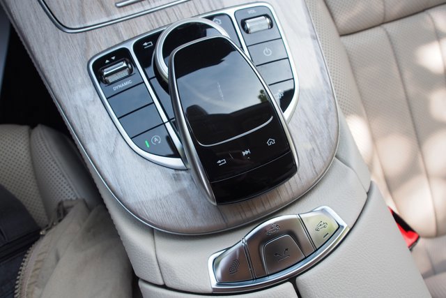 Used 2019 Mercedes-Benz E 450 Cabriolet image 27