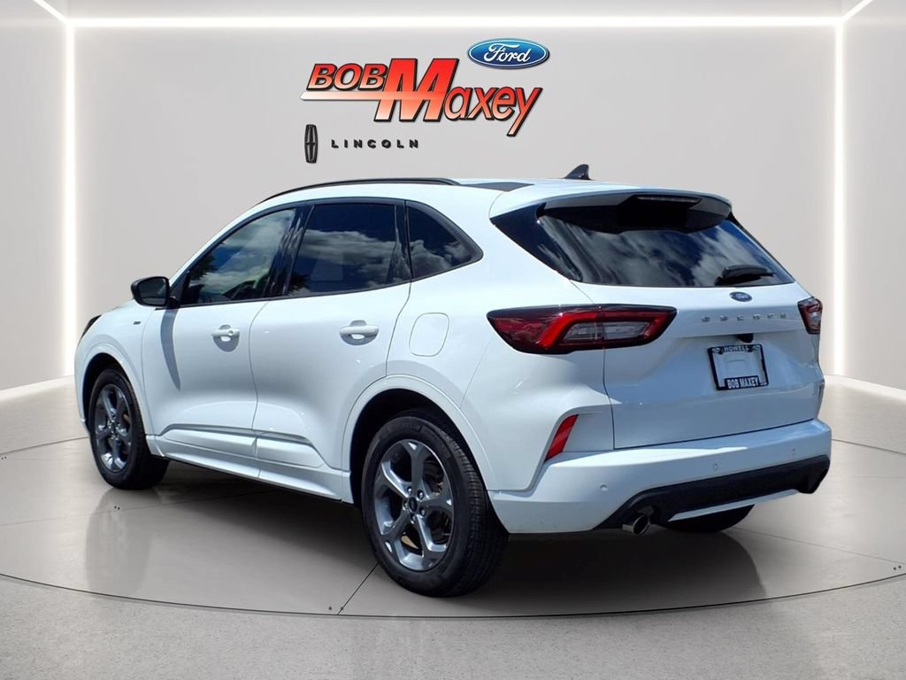 Certified 2023 Ford Escape ST-Line w/ Tech Pack #1 FWD image 7
