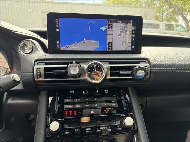 Used 2022 Lexus IS 350 F Sport RWD image 10