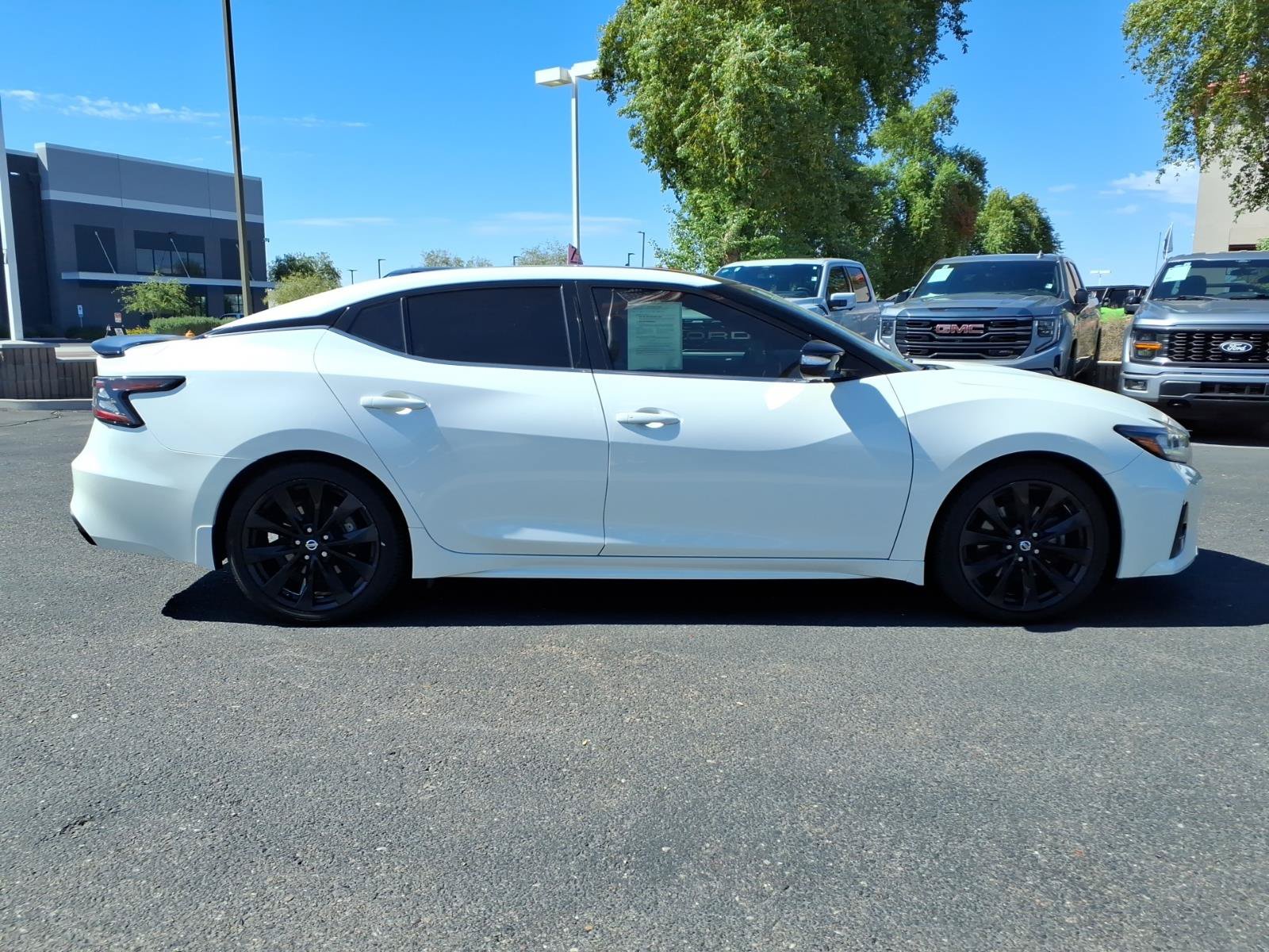 Used 2020 Nissan Maxima SR FWD image 7