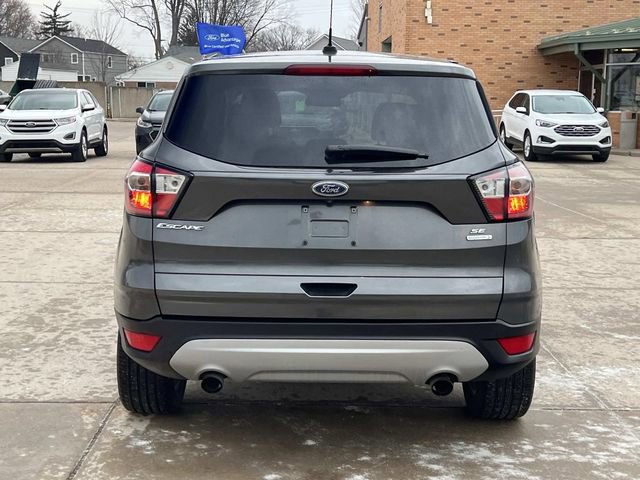 Certified 2017 Ford Escape SE image 4
