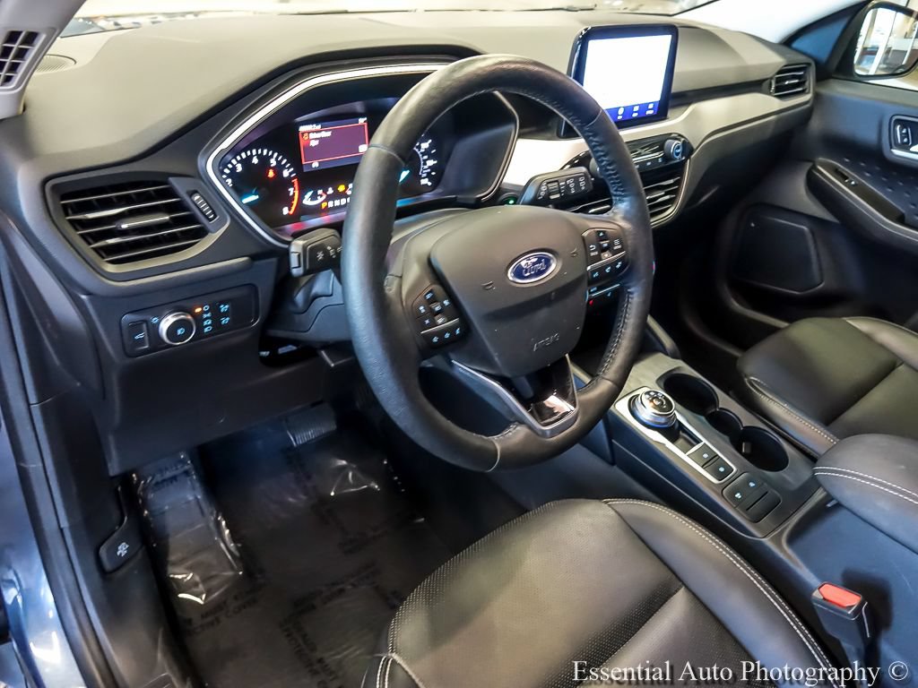 Certified 2020 Ford Escape SEL FWD image 11