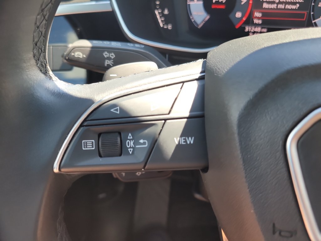 Used 2022 Audi Q3 2.0T Premium Plus w/ Premium Plus Package AWD/4WD image 26