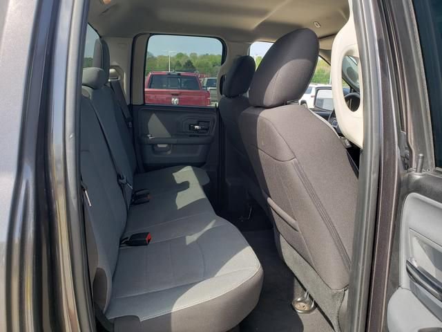 Used 2024 RAM 1500 Classic SLT AWD/4WD image 17