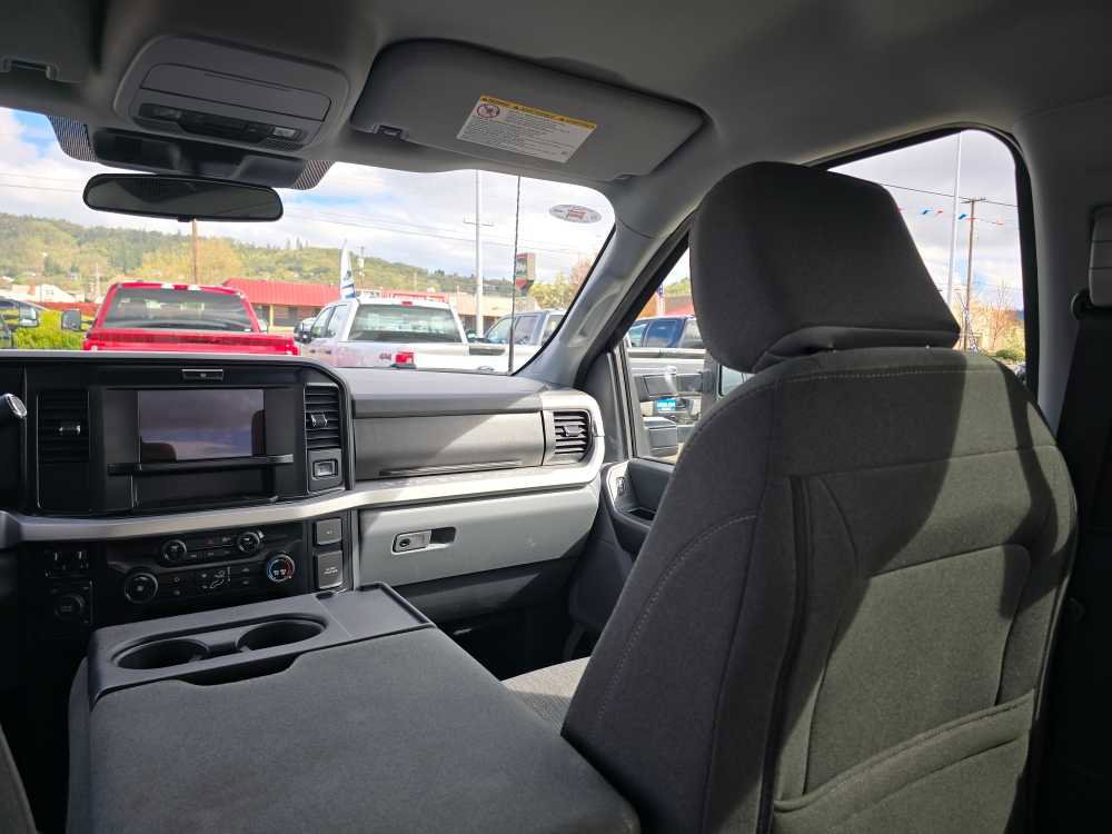 Certified 2025 Ford F350 XLT AWD/4WD image 14