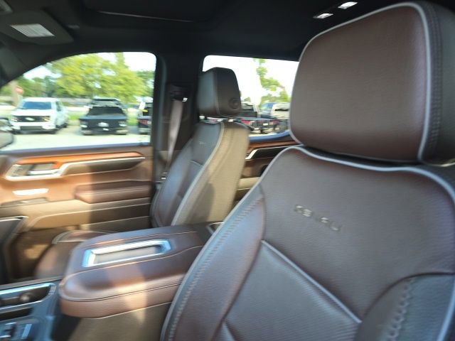 Used 2022 GMC Sierra 1500 Denali w/ Technology Package RWD image 10