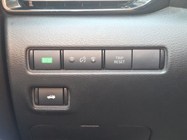 Used 2024 Nissan Sentra SR FWD image 21