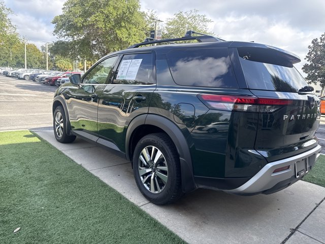 Used 2022 Nissan Pathfinder SL FWD image 6