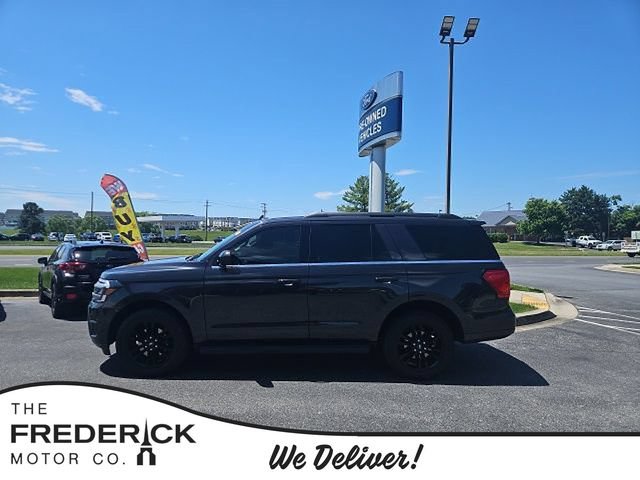 Certified 2024 Ford Expedition XLT AWD/4WD image 1