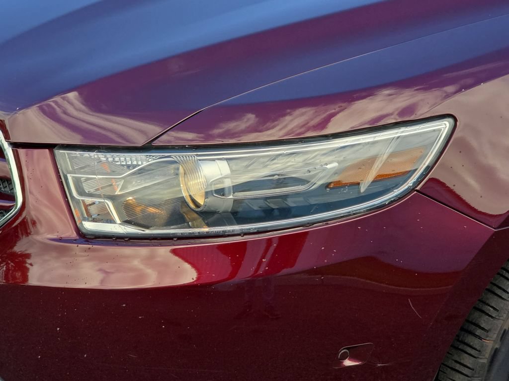 Certified 2018 Ford Taurus Limited w/ Driver Assist Package FWD image 28
