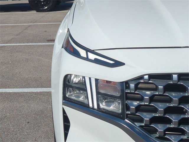 Used 2023 Hyundai Santa Fe SEL w/ Premium Package image 10