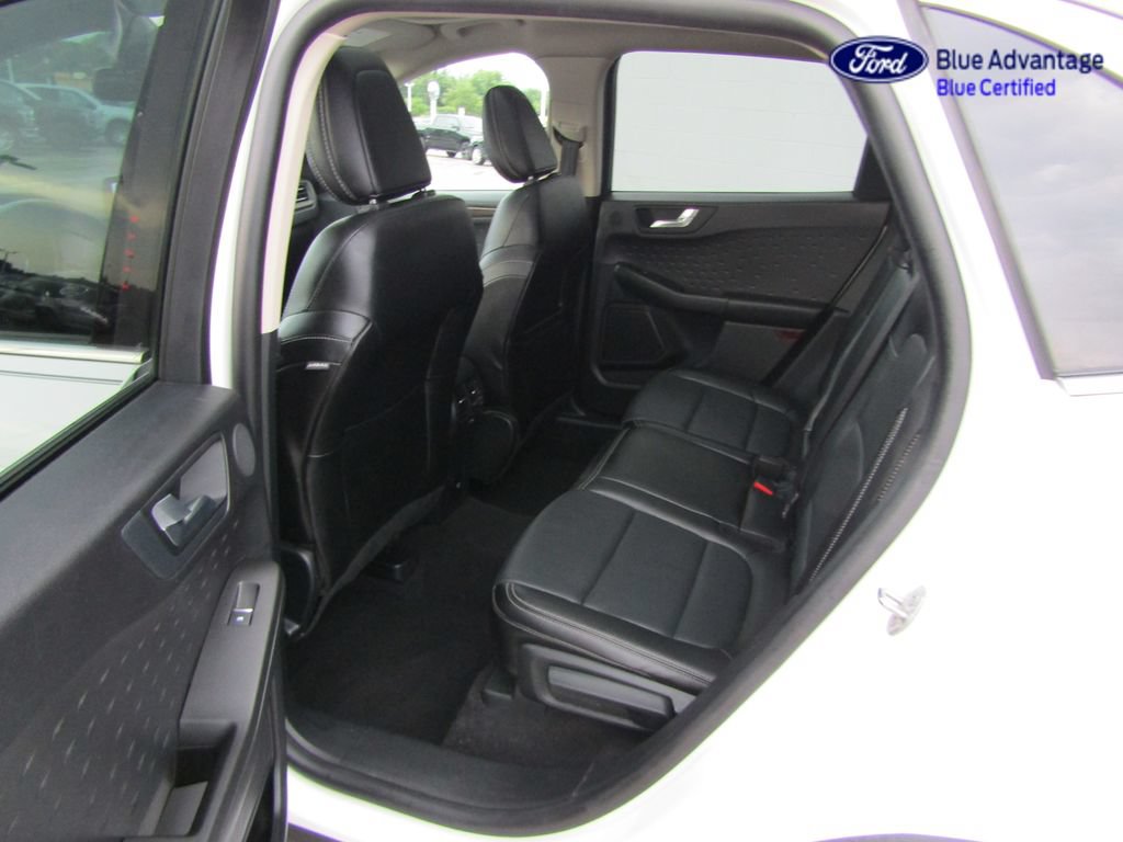 Certified 2020 Ford Escape Titanium AWD/4WD image 26