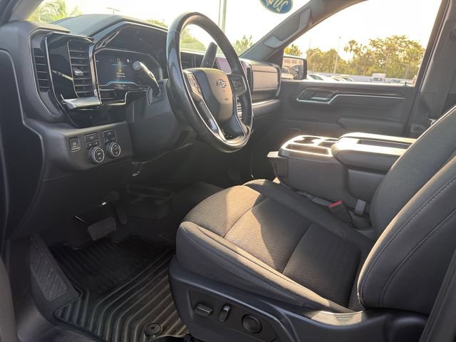 Used 2023 Chevrolet Silverado 1500 RST AWD/4WD image 13