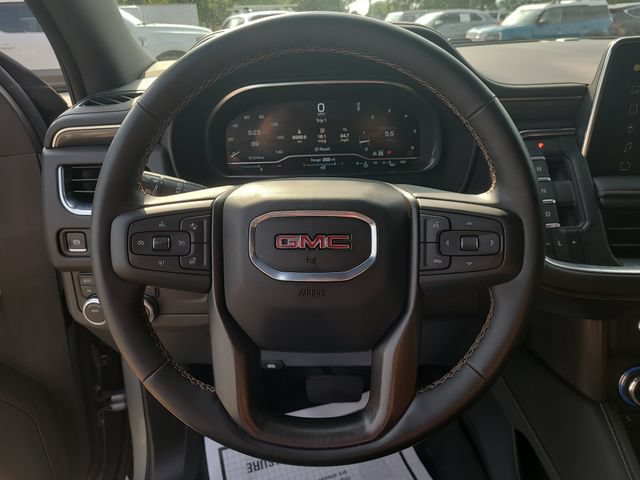 Used 2024 GMC Yukon XL AT4 AWD/4WD image 29