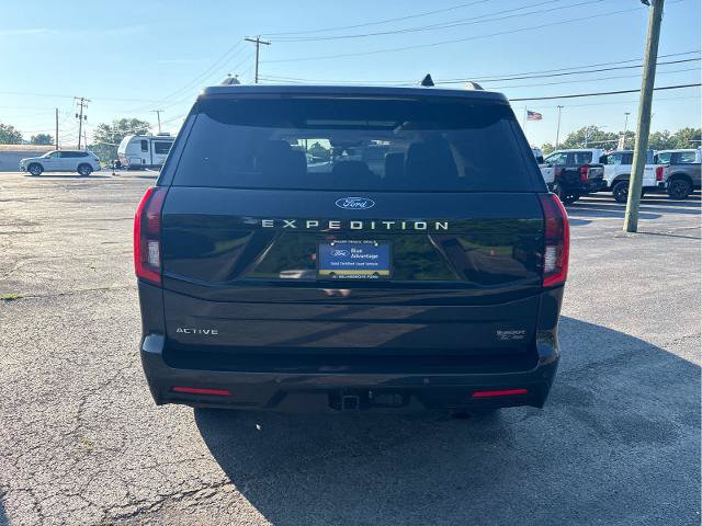 Certified 2025 Ford Expedition Active AWD/4WD image 6