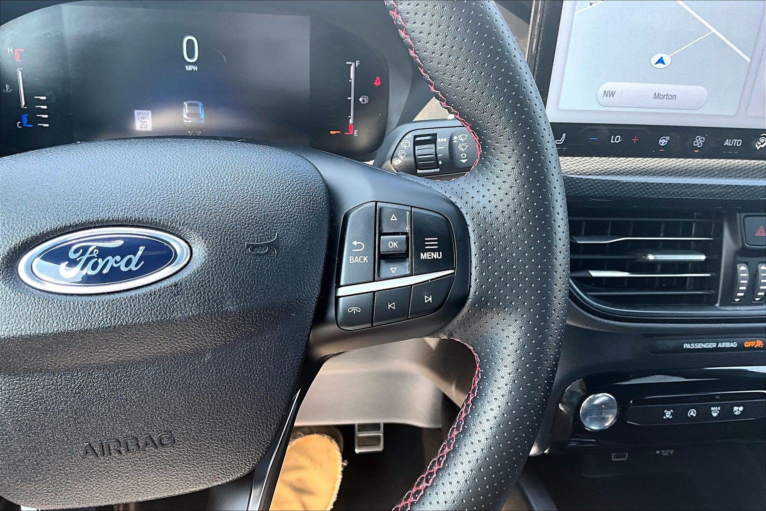 Certified 2024 Ford Escape ST-Line w/ Tech Pack #1 FWD image 23