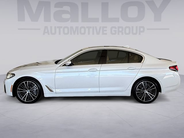 Used 2023 BMW 530i xDrive w/ Premium Package AWD/4WD image 2