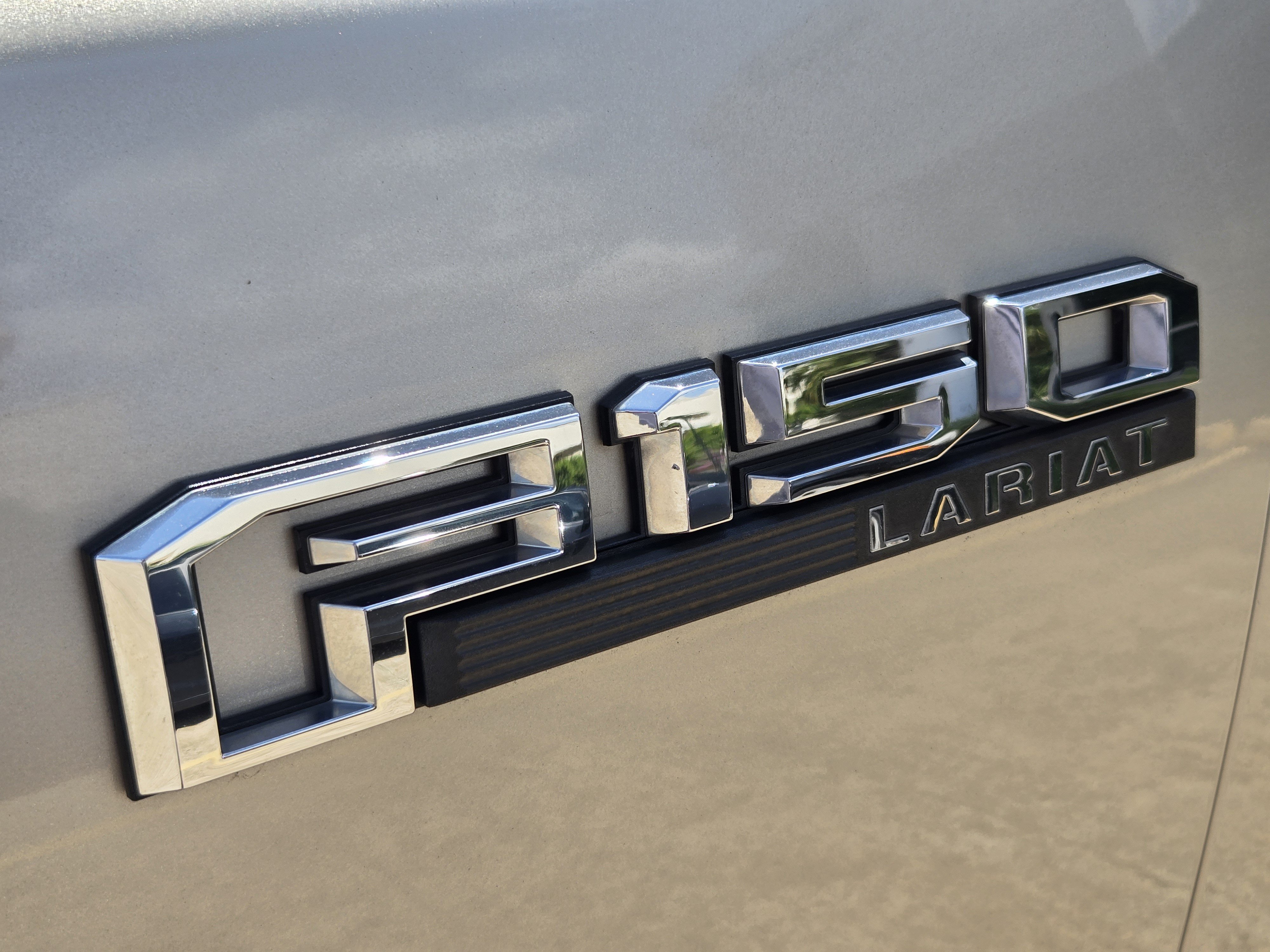 Certified 2018 Ford F150 Lariat w/ Equipment Group 502A Luxury RWD image 8