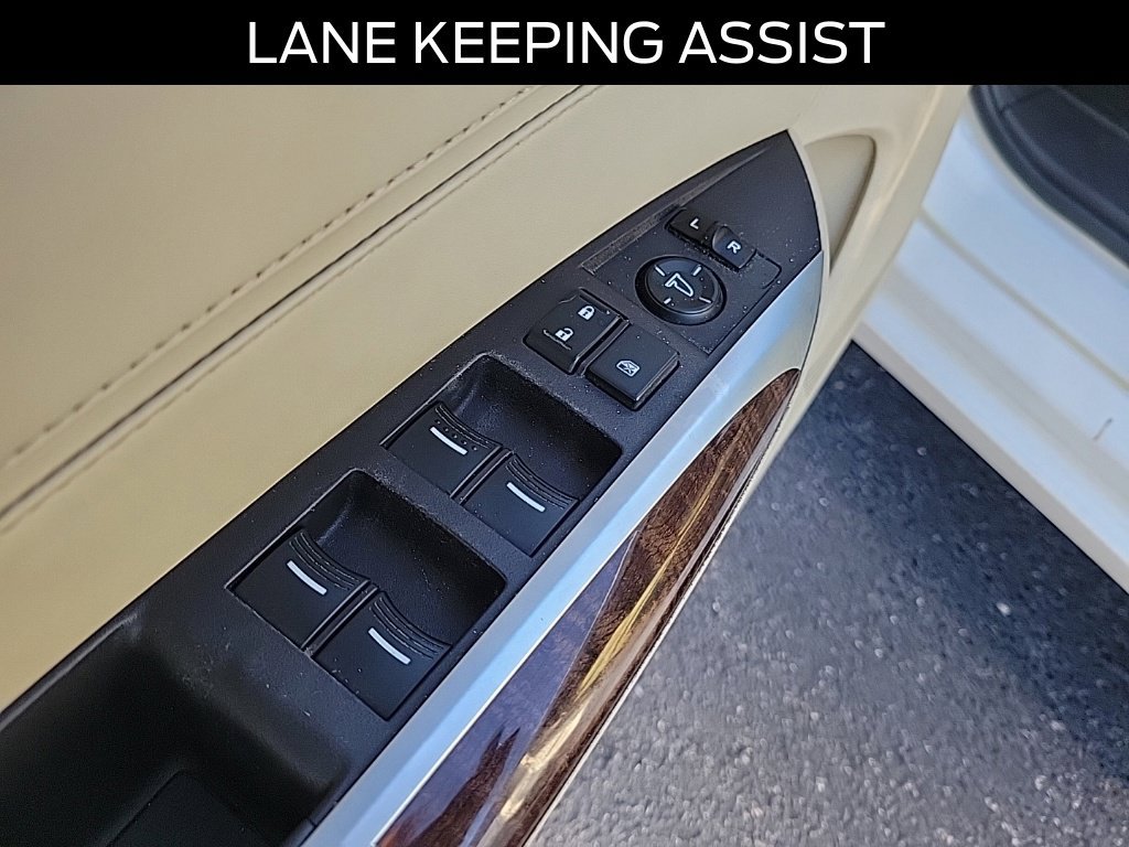 Used 2018 Acura TLX FWD image 20