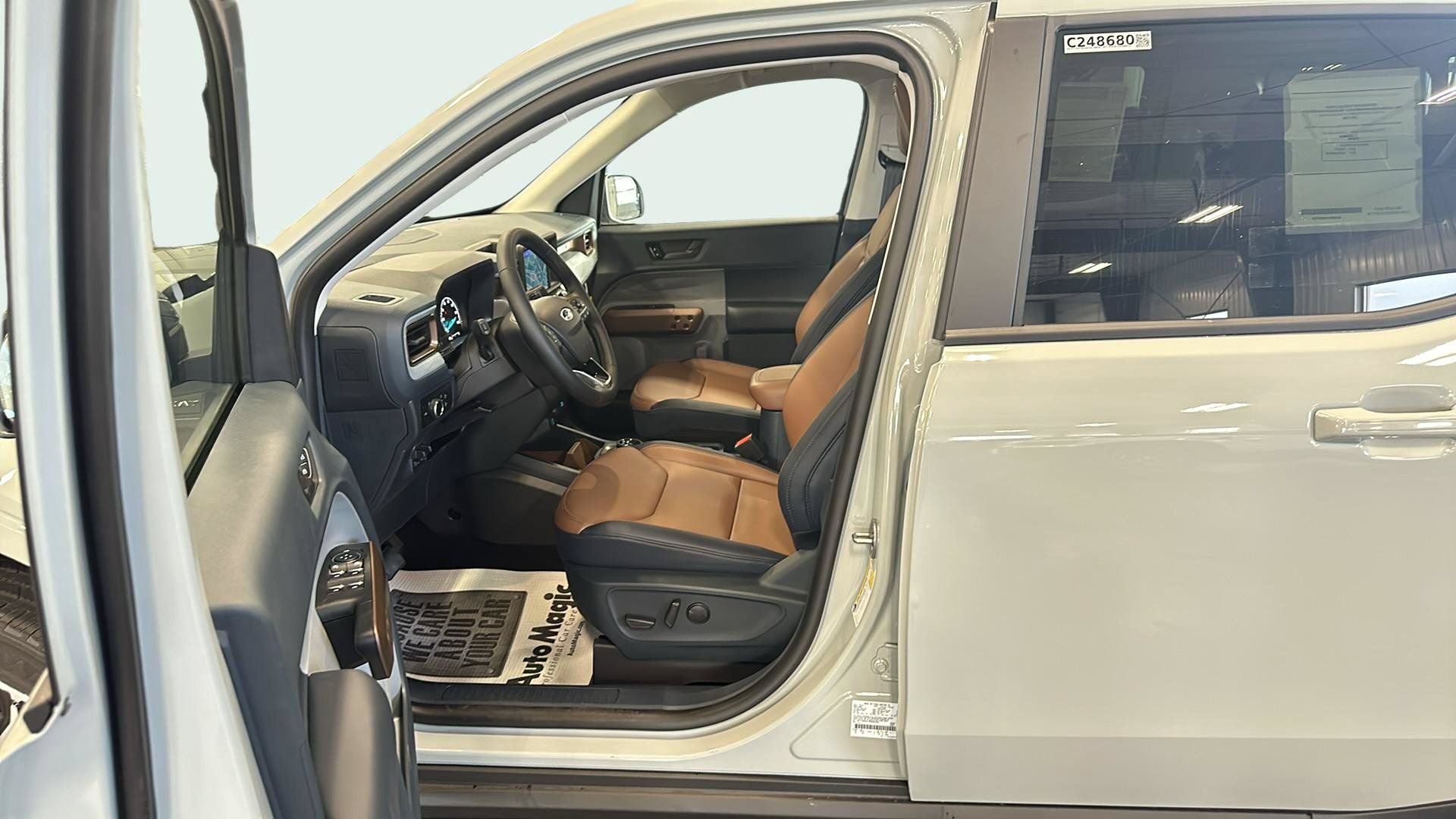 Certified 2024 Ford Maverick Lariat w/ 4K Tow Package AWD/4WD image 23
