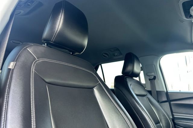 Certified 2022 Ford Explorer XLT w/ Equipment Group 202A image 16