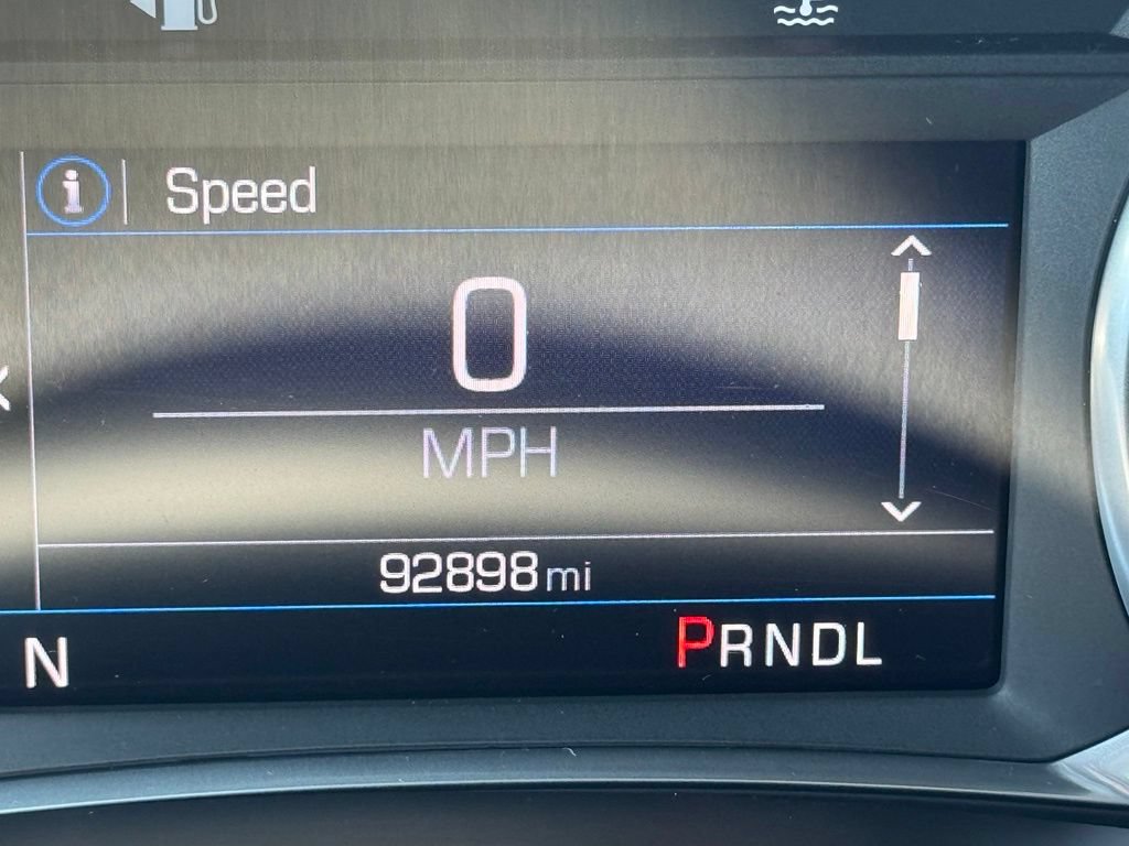 Used 2019 Chevrolet Equinox LT w/ Driver Convenience Package FWD image 36