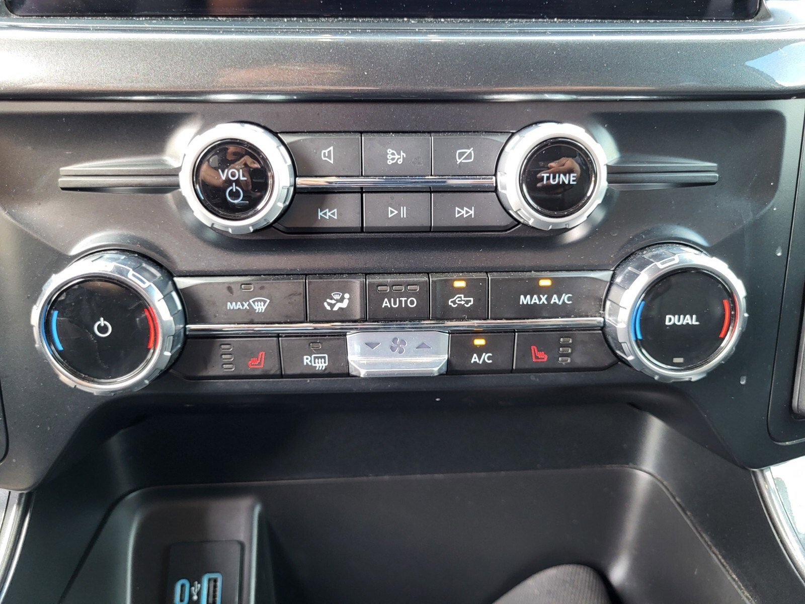 Certified 2023 Ford F150 Tremor AWD/4WD image 25