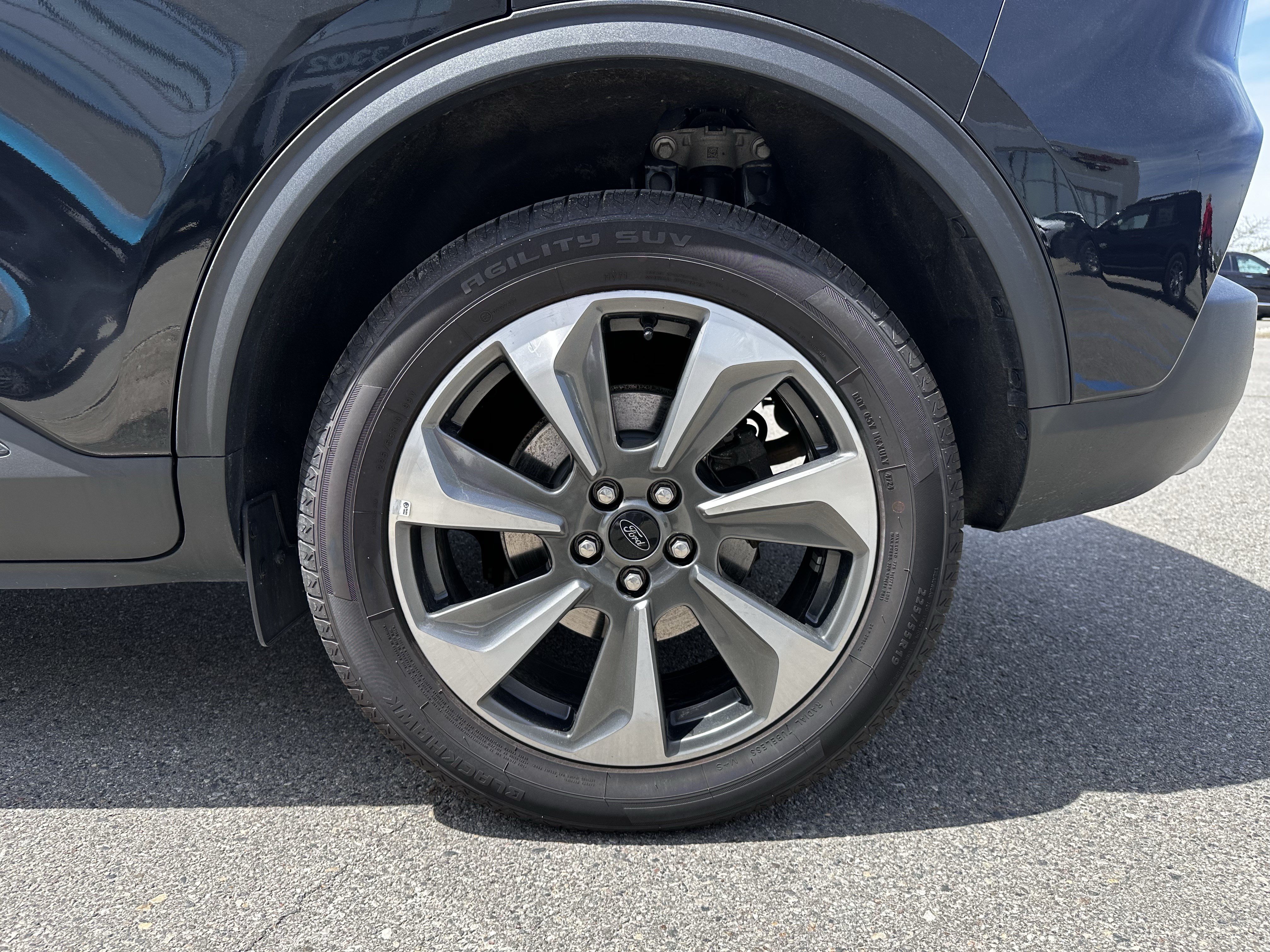 Certified 2024 Ford Escape Platinum AWD/4WD image 20