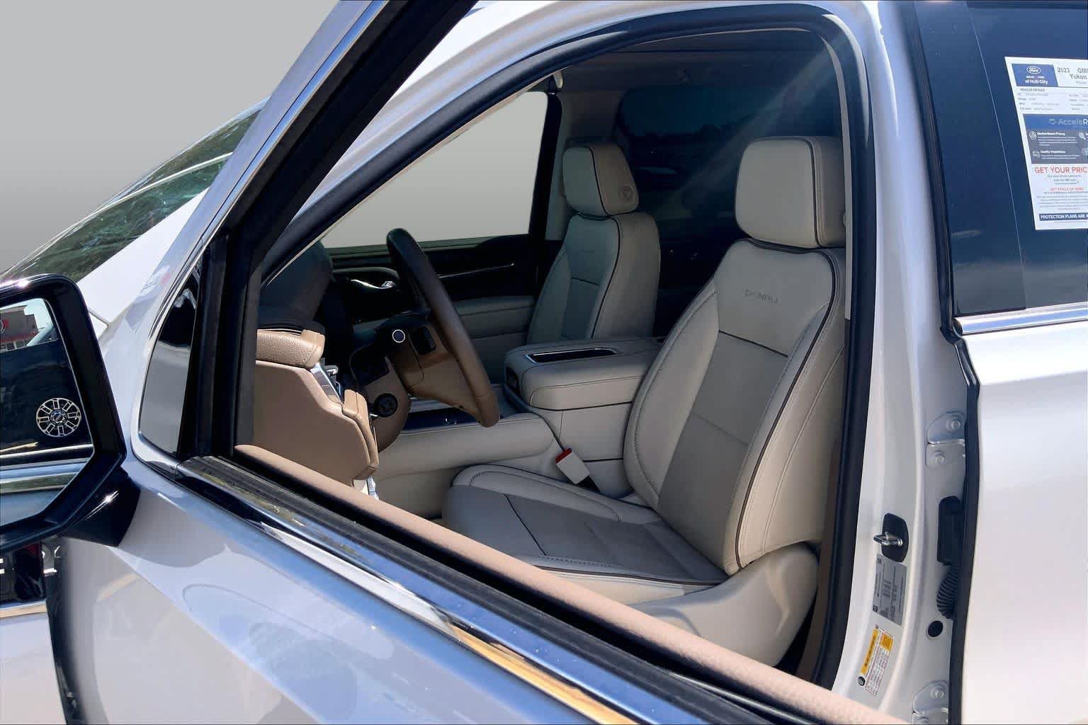 Used 2023 GMC Yukon Denali AWD/4WD image 8
