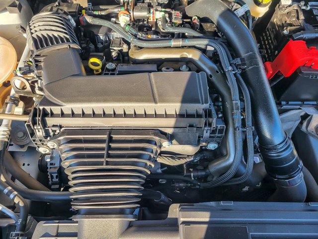 Certified 2024 Ford Escape Platinum image 30