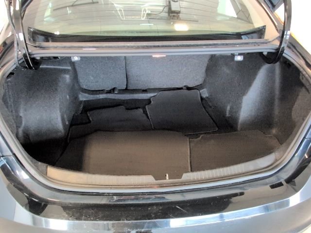 Used 2022 Chevrolet Malibu LT FWD image 29