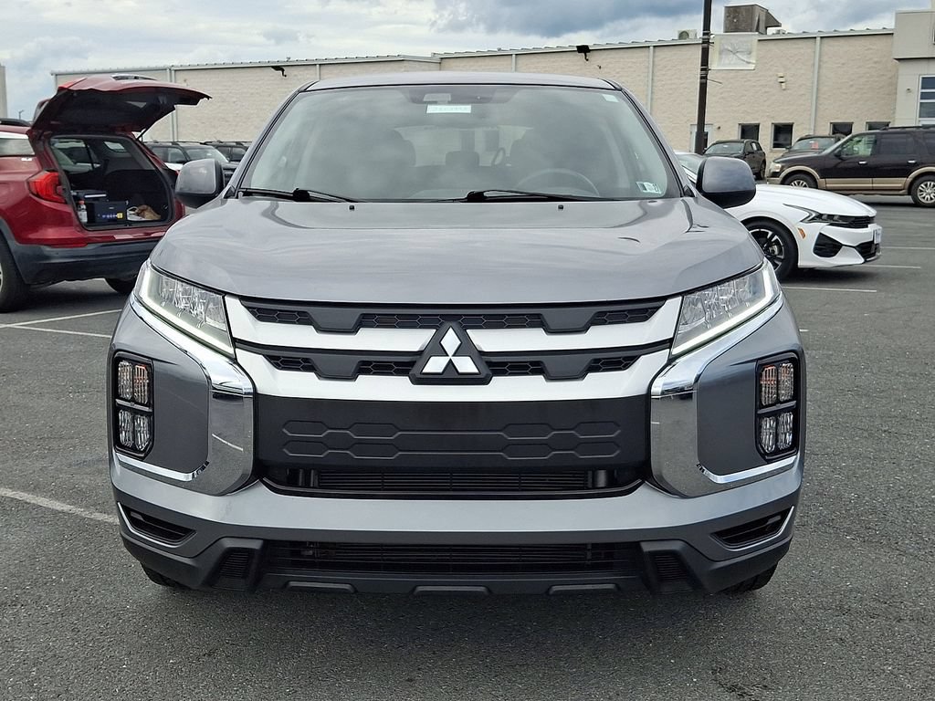 Used 2025 Mitsubishi Outlander Sport ES AWD/4WD image 2