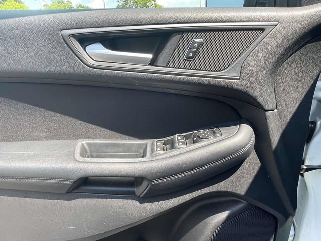 Certified 2018 Ford Edge SE w/ Cargo Accessory Package FWD image 11